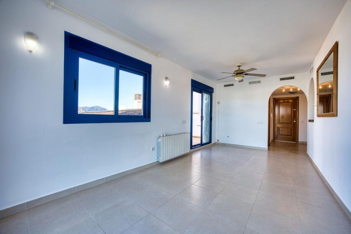 Продажа квартиры на Piso en Avenida de las Palmas, Teulada, Теулада
photo 5