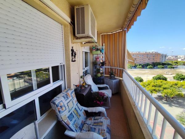 Venta de piso en Piso en Tómbola - Rabasa, Alicante / Alacant, Alicante / Alacant
photo 1