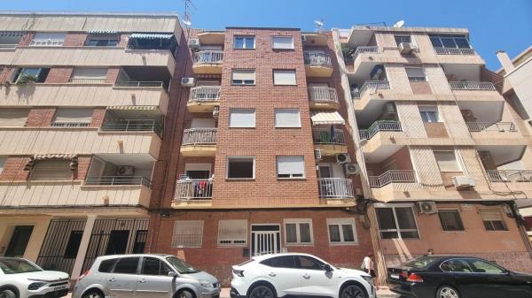 Продажа квартиры на Piso en Avenida Habaneras - Curva de Palangre, Torrevieja, Торревьеха
 photo 1