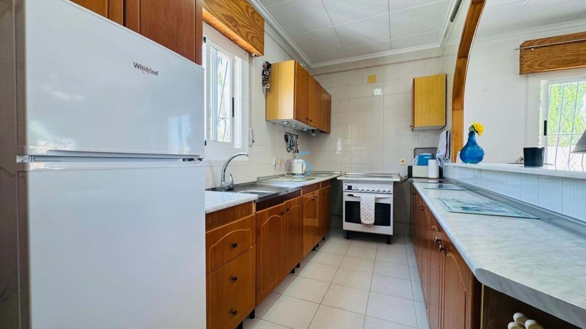 Продажа отдельного шале в Casa o chalet en La Siesta - El Salado - Torreta, Torrevieja, Торревьеха photo 5