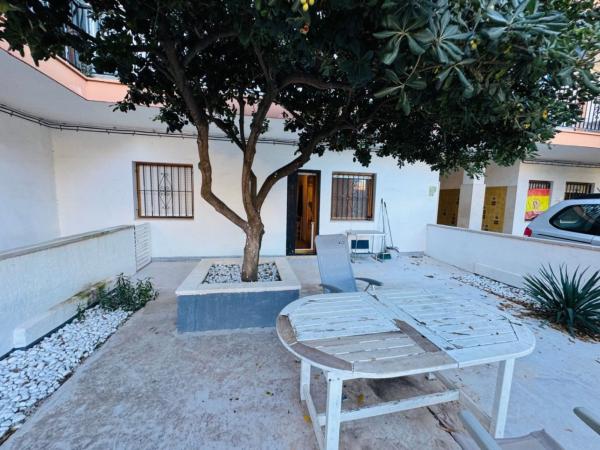 Venta de piso en Piso en Calle del Catamarà, 38, Les Bassetes-El Marjal, Denia, Denia
thumbnail 1