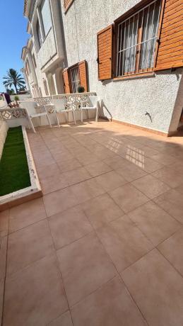 Chalet adosado en Calle Jazmines, 15, Playa Flamenca, Orihuela thumbnail 1