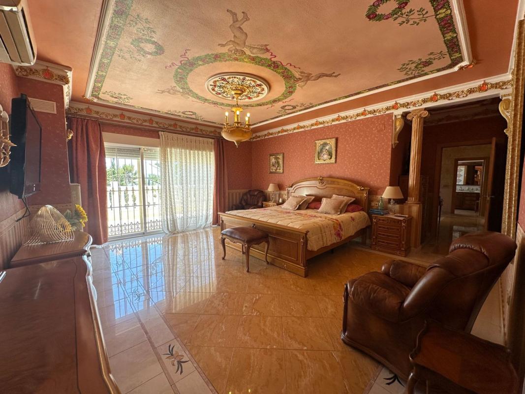 Недвижимость на продажу и в аренду в Испании photo 4