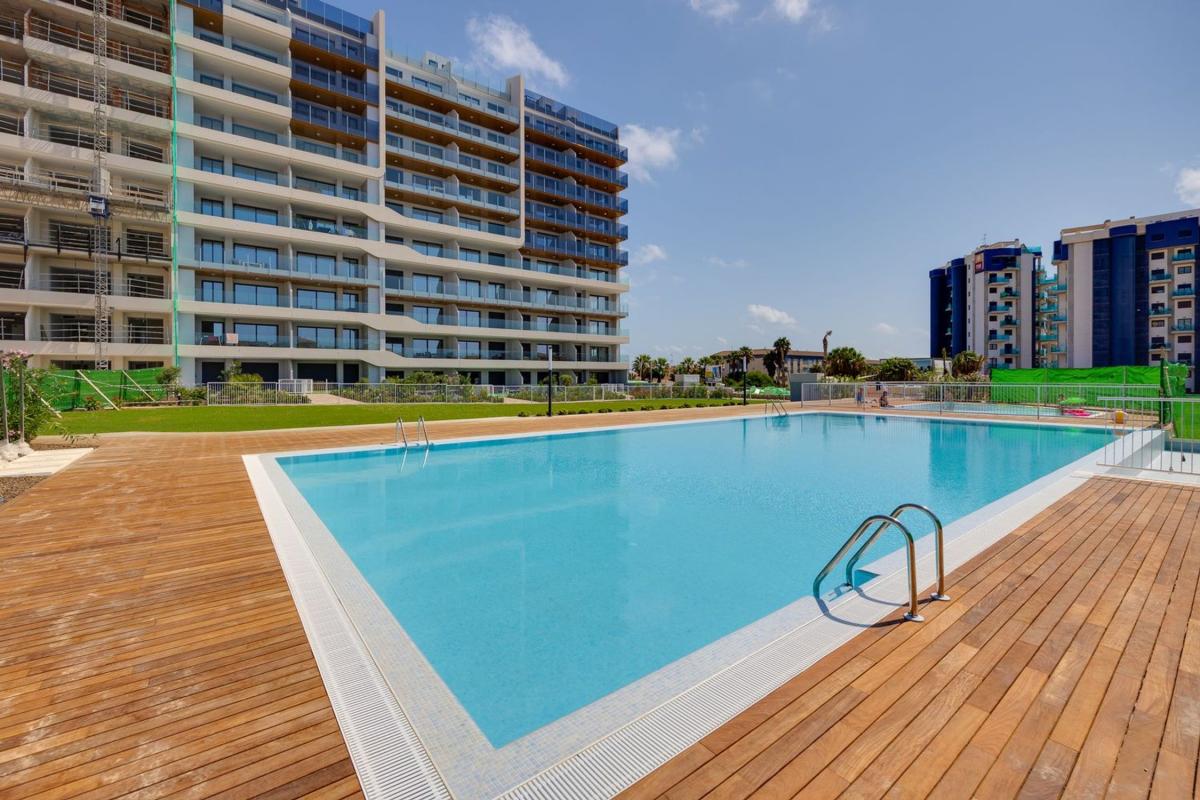 Venta de piso en Piso en Avenida las olas valonia resort s/n, Punta Prima, Torrevieja, Torrevieja
photo 4
