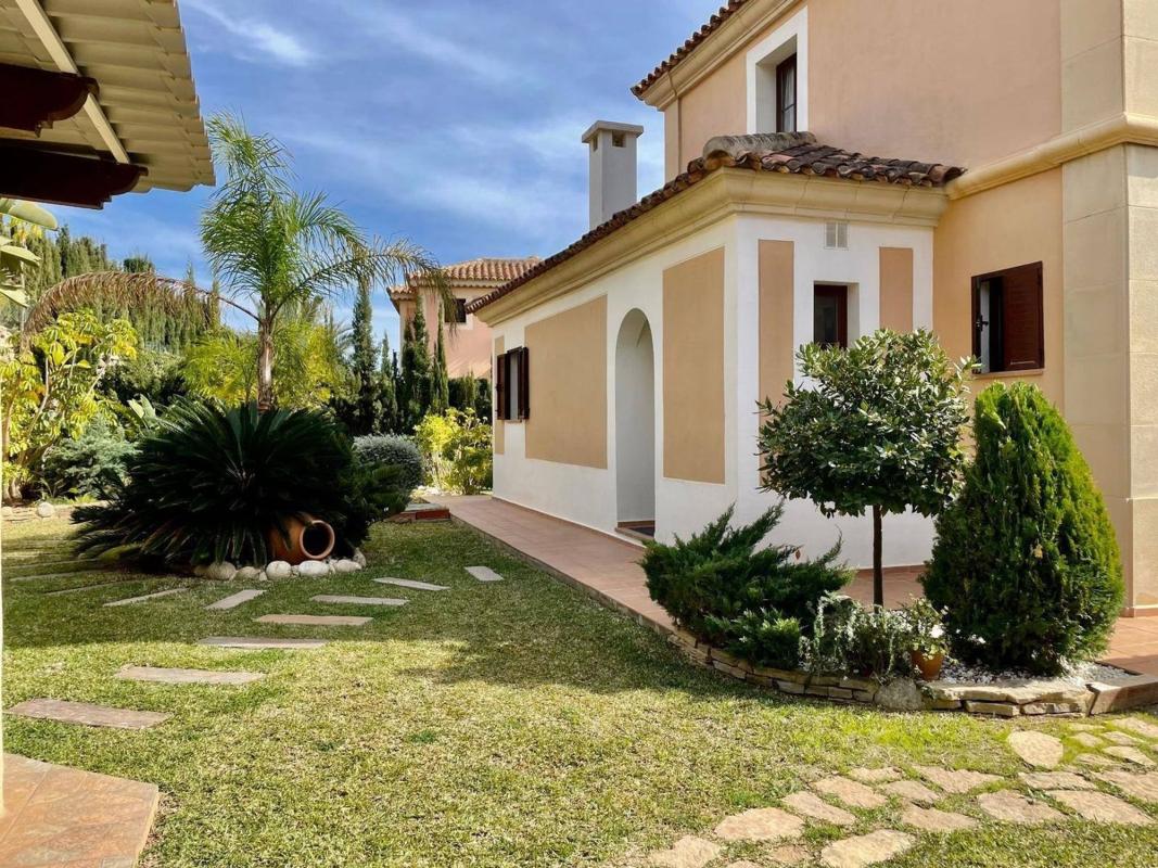 Properties for sale and rent in Spain photo 4