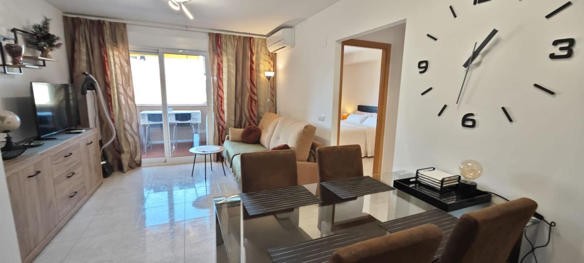 Sale of apartment in Piso en Centro Urbano, Denia, Denia
photo 2