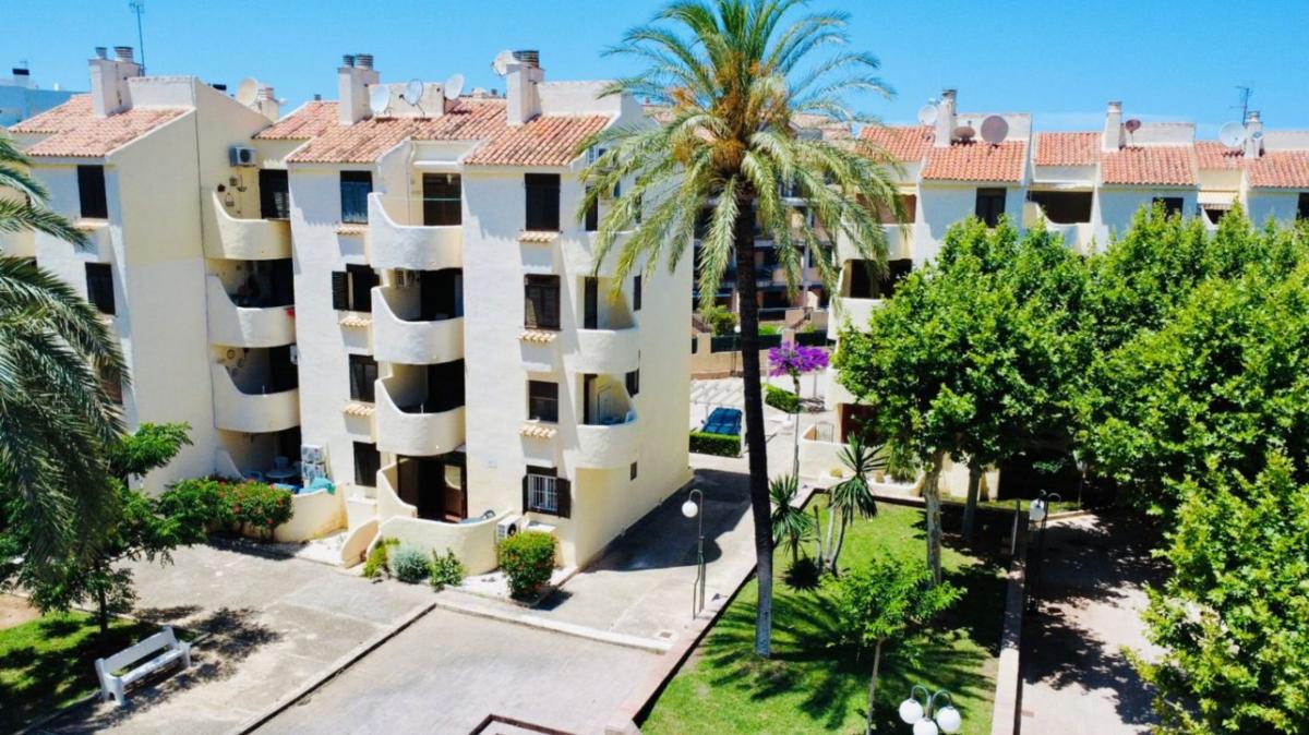 Venta de piso en Piso en Calle Morell, Les Bovetes-La Felicidad, Denia, Denia
photo 3