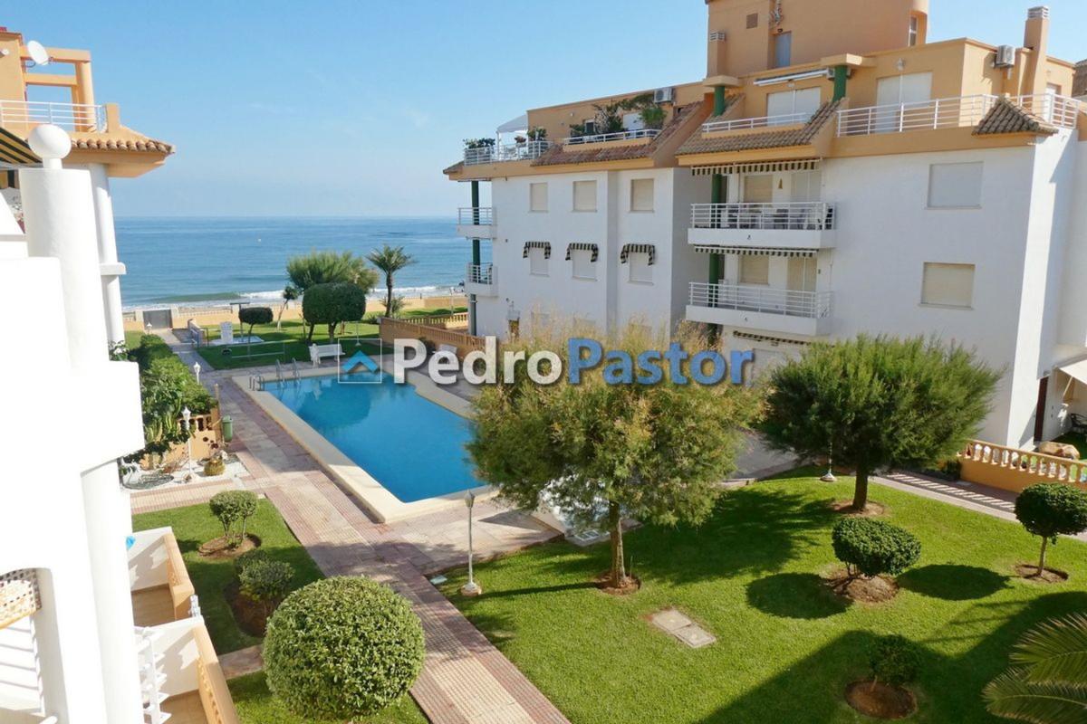 Venta de piso en Piso en Calle Cigonya, El Palmar-Los Molinos, Denia, Denia
photo 1