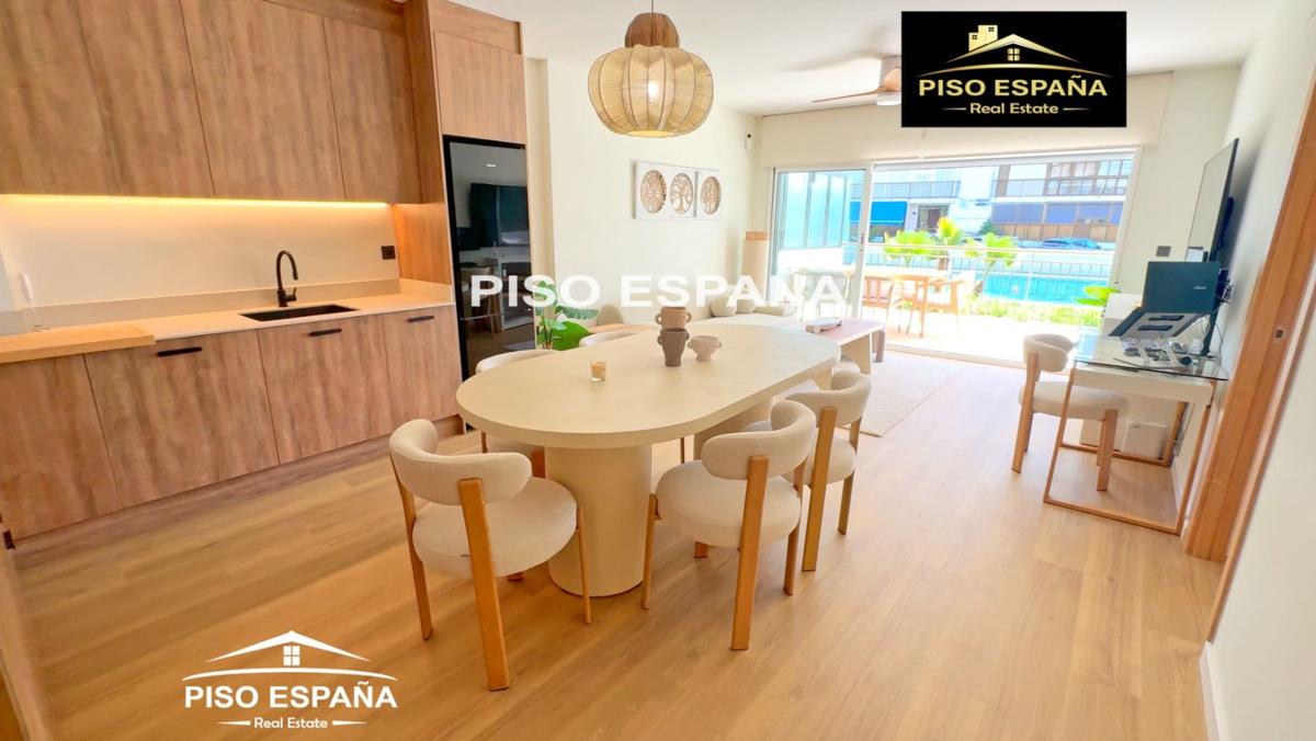 Venta de piso en Piso en Niza, PAU 5, Alicante / Alacant, Alicante / Alacant
photo 1