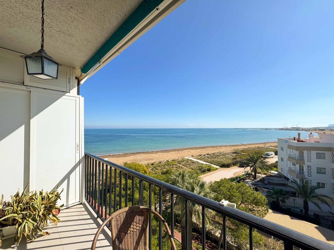 Venta de piso en Piso en Cr Marines a Denia Les, 62, Les Bassetes-El Marjal, Denia, Denia
photo 1