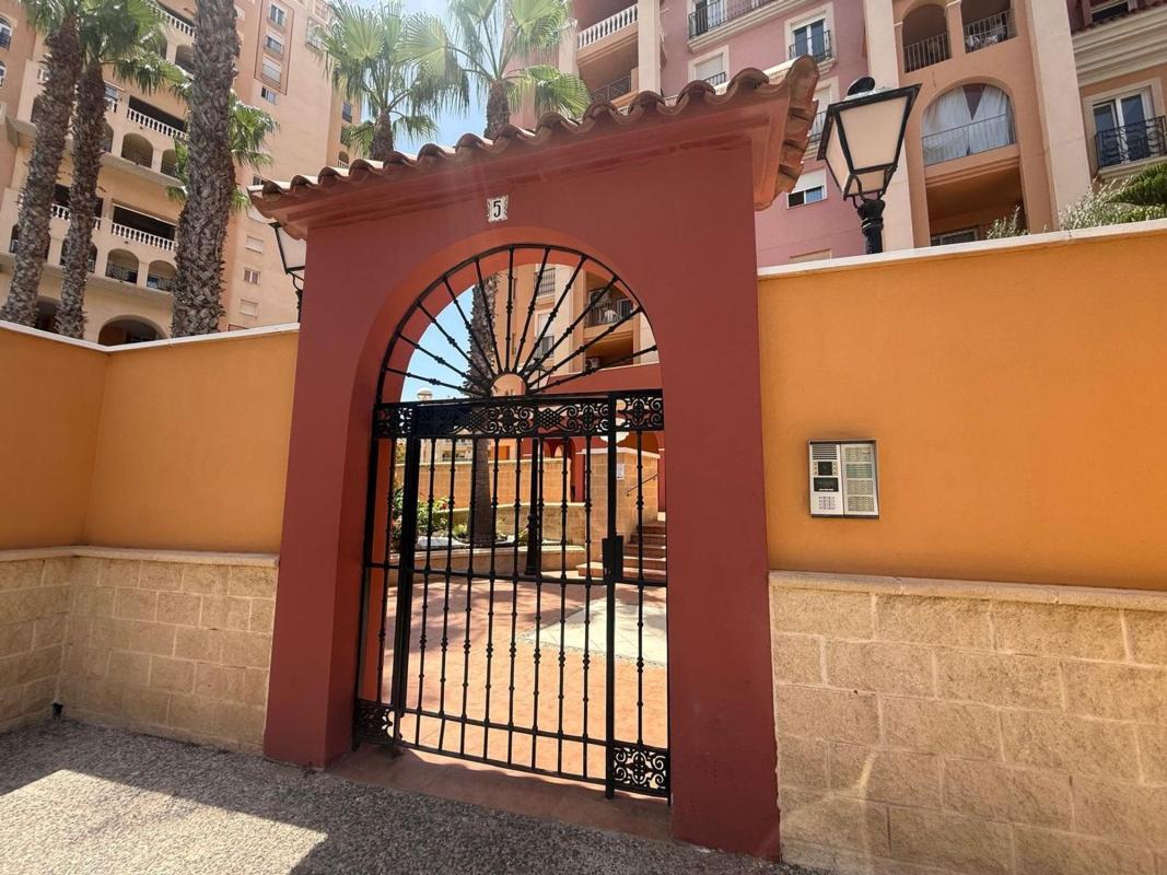 Sprzedaż mieszkania w Piso en Zona los Frutales, Torrevieja, Torrevieja
 photo 4