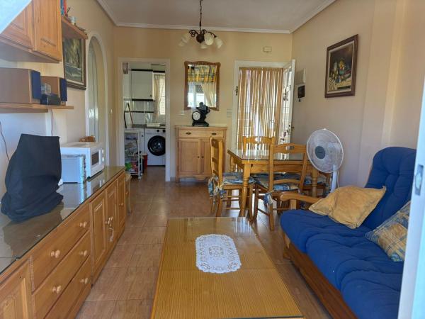 Sprzedaż mieszkania w Piso en Avenida Corinto, 18, Torreblanca, Torrevieja, Torrevieja
 photo 4