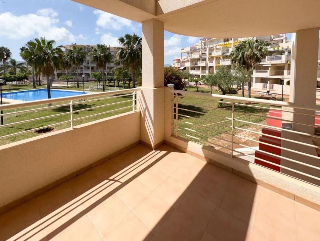 Venta de piso en Piso en Calle del Corb, 1, Les Bovetes-La Felicidad, Denia, Denia
photo 1