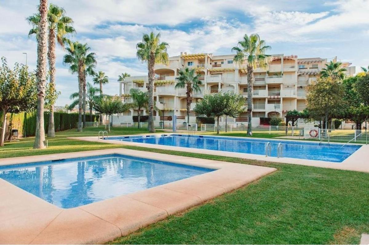 Venta de piso en Piso en Calle del Corb, 1, Les Bovetes-La Felicidad, Denia, Denia
photo 2