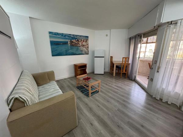 Квартира на продажу в Estudio en Playa del Cura, Torrevieja, Торревьеха photo 1