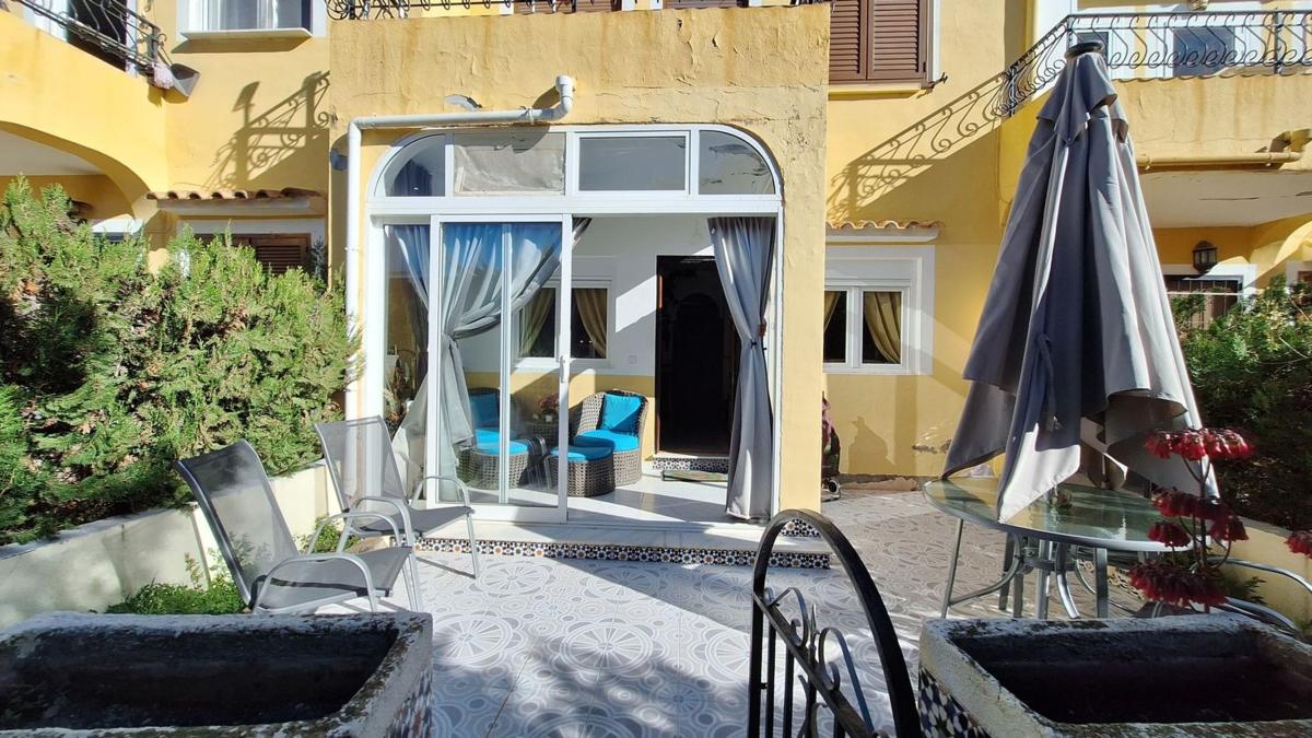 Продажа квартиры на Piso en Gabriela Mistra, Zona los Frutales, Torrevieja, Торревьеха
 photo 2