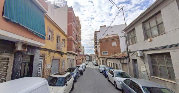 Venta de piso en Piso en Calle Rafael Altamira, Centro, Elda, Elda
 photo 2