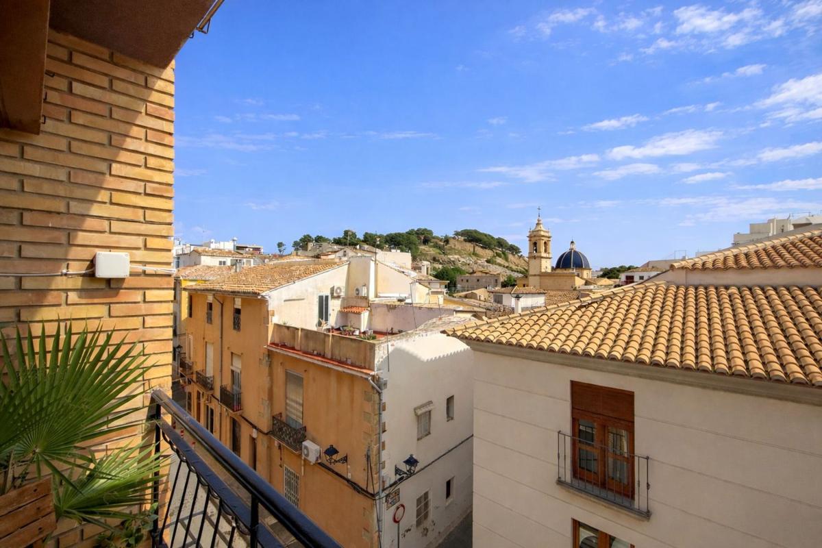 Sprzedaż mieszkania w Piso en Calle Sant Josep, Centro Urbano, Denia, Dénia
photo 1