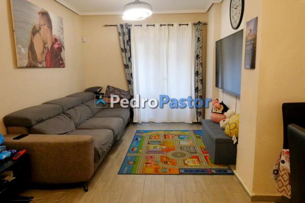 Sprzedaż mieszkania w Piso en Calle Teulada, 3, Centro Urbano, Denia, Dénia
thumbnail 2