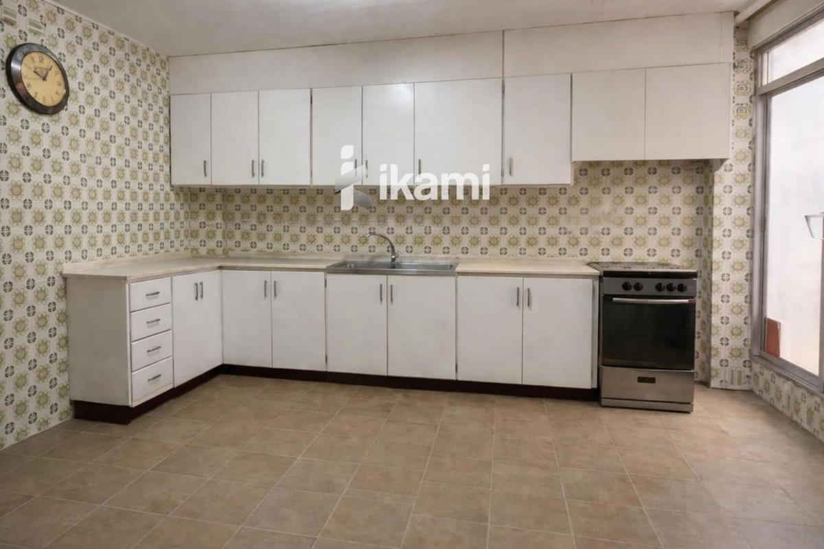 Sale of apartment in Piso en Calle de Patricio Ferrándiz, Centro Urbano, Denia, Denia
 photo 2