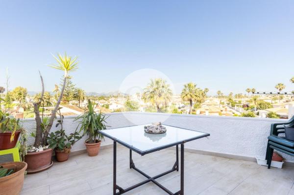 Sale of flat in Piso en Calle de la Xalana, Les Bassetes-El Marjal, Denia, Denia
photo 1