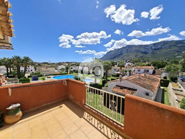 Venta de piso en Piso en Calle de L'Agret, El Montgó, Denia, Denia
thumbnail 1