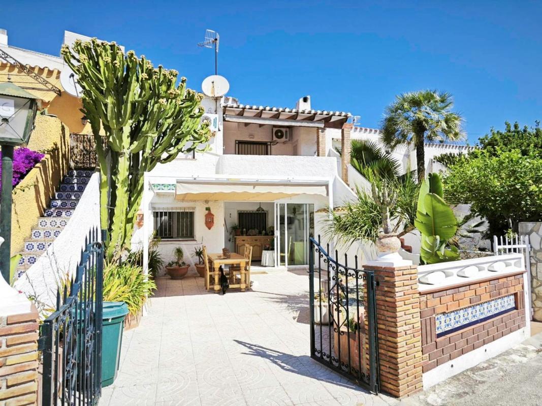 Sale of apartment in Piso en Calle Cranc, Les Bassetes-El Marjal, Denia, Denia
photo 1