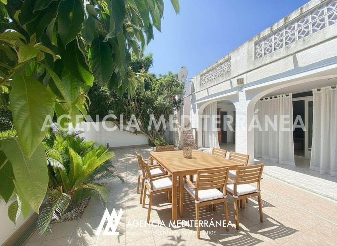 Properties for sale and rent in Spain photo 2