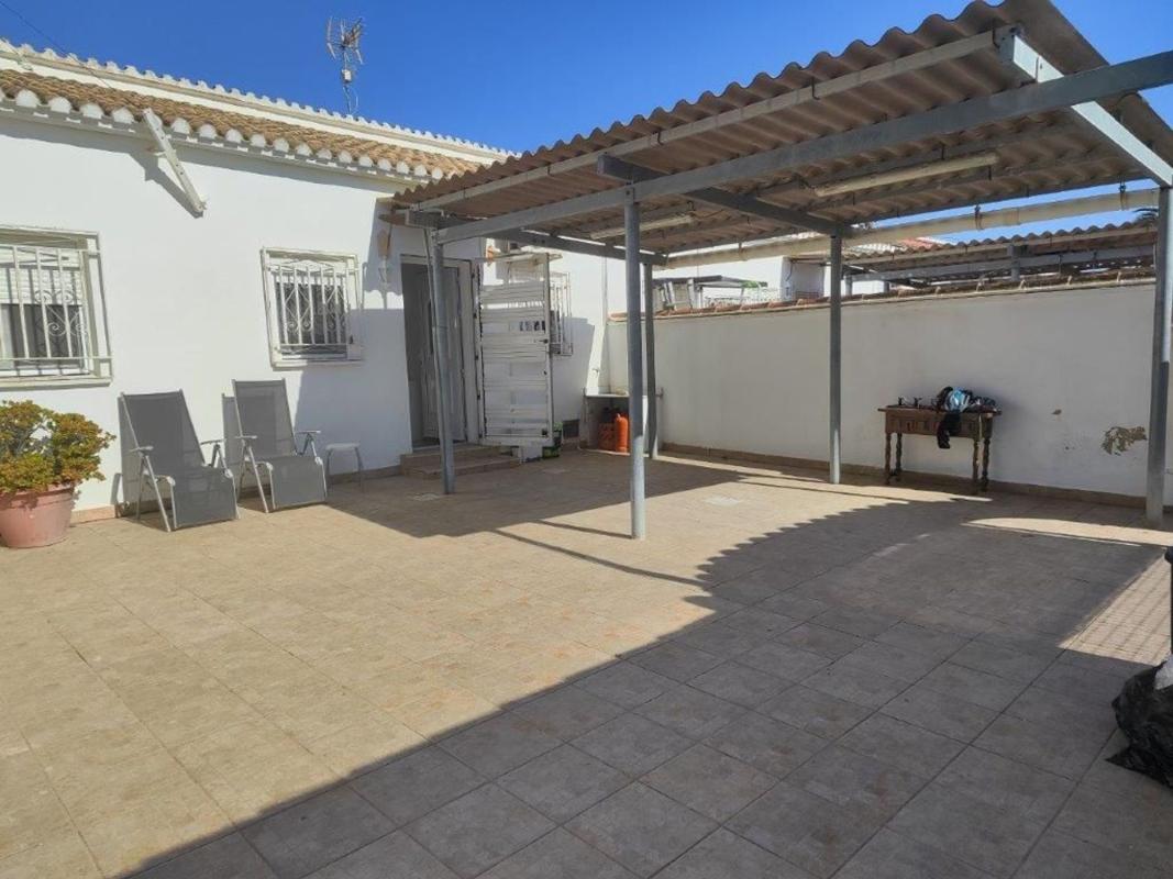 Properties for sale and rent in Spain photo 1