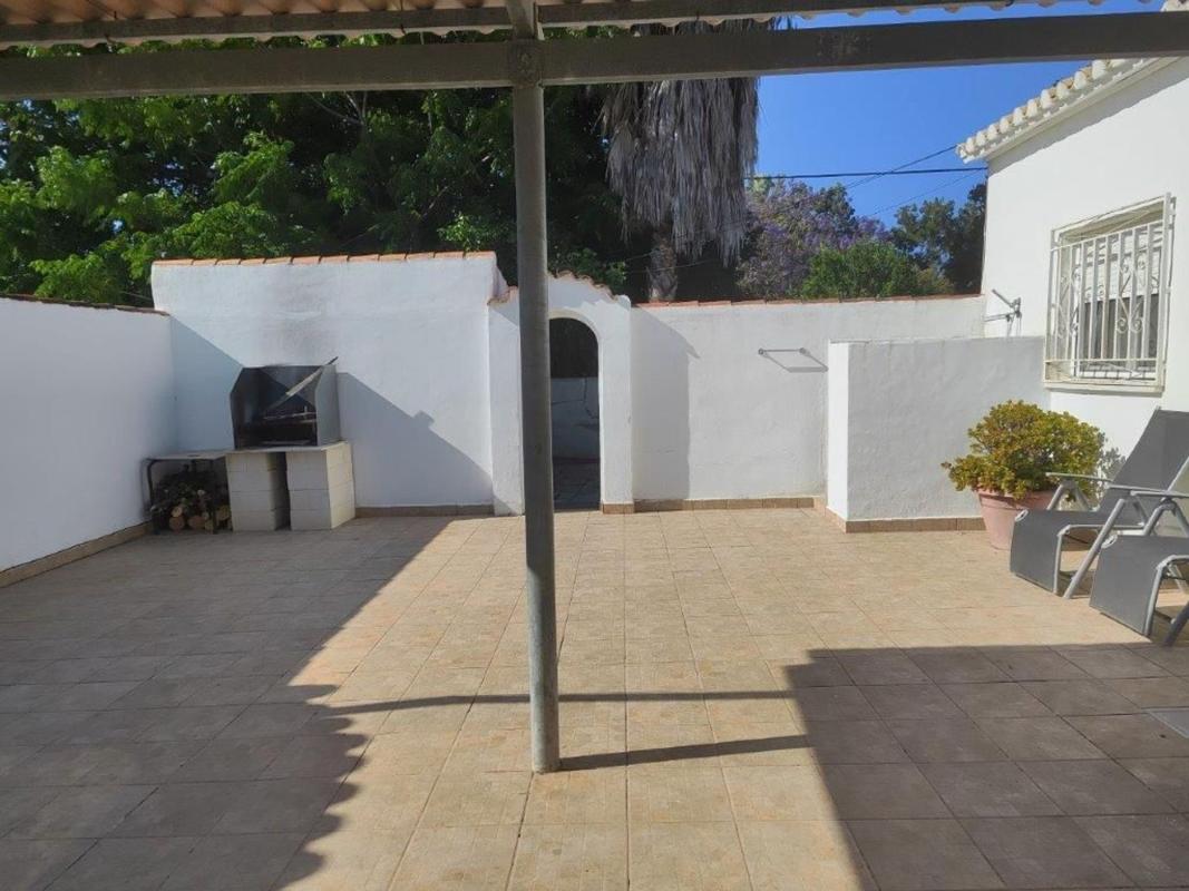 Properties for sale and rent in Spain photo 2