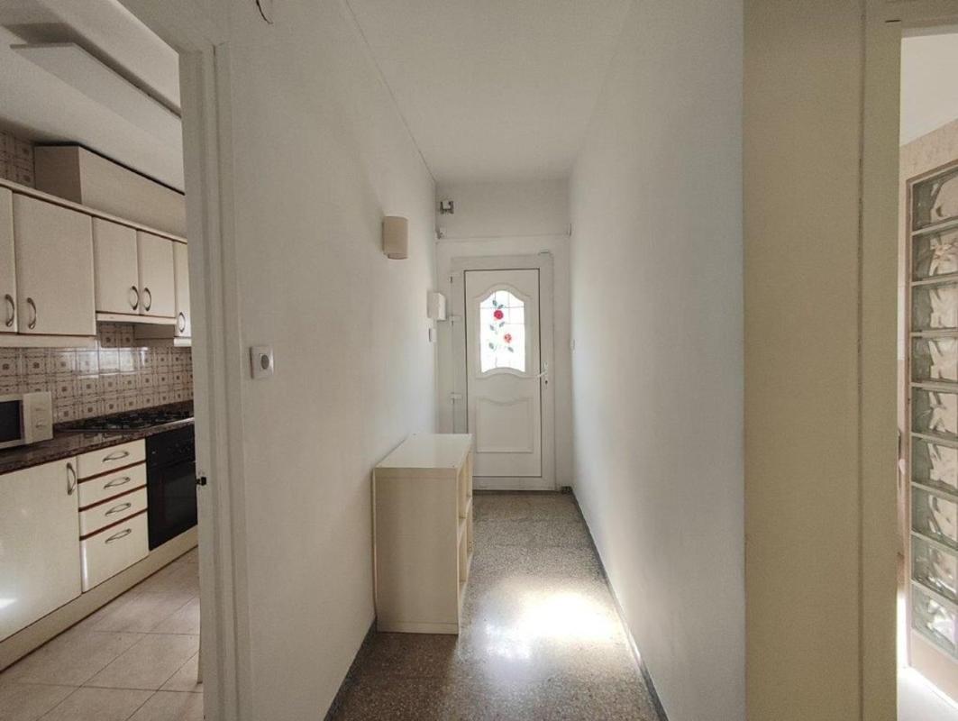 Properties for sale and rent in Spain photo 5