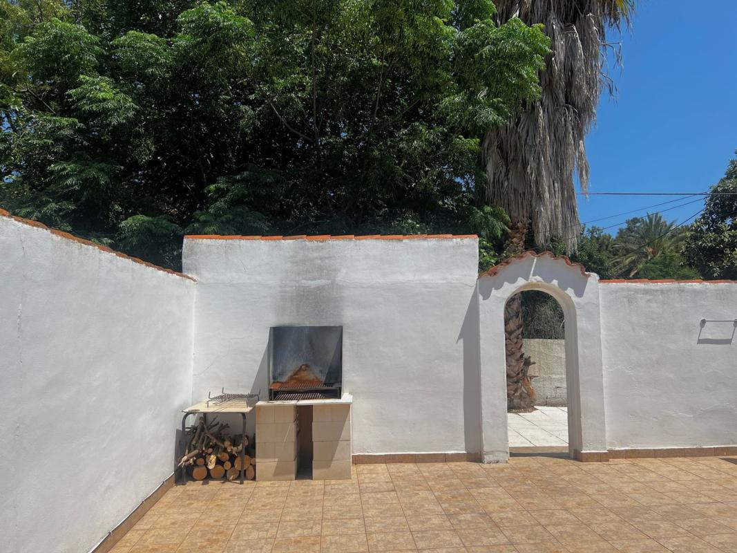 Properties for sale and rent in Spain photo 2
