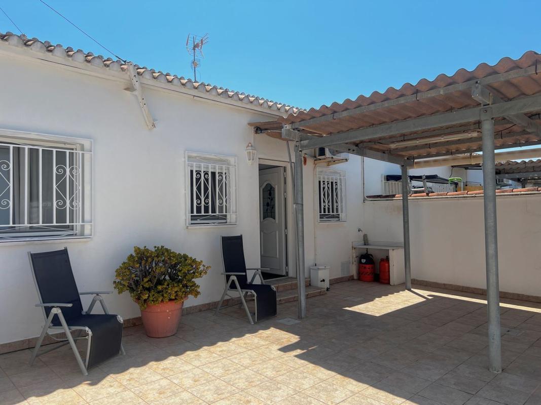 Properties for sale and rent in Spain photo 4