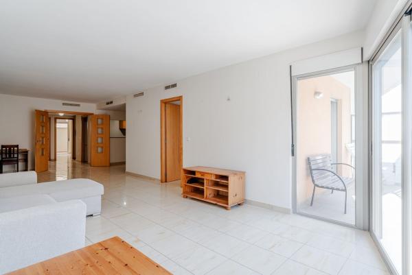 Продажа квартиры на Piso en Santa Caterina, 86, Teulada, Теулада
 photo 4
