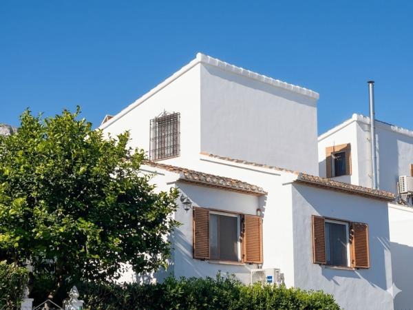 Chalet adosado en Les Rotes/Las Rotas, Denia photo 1
