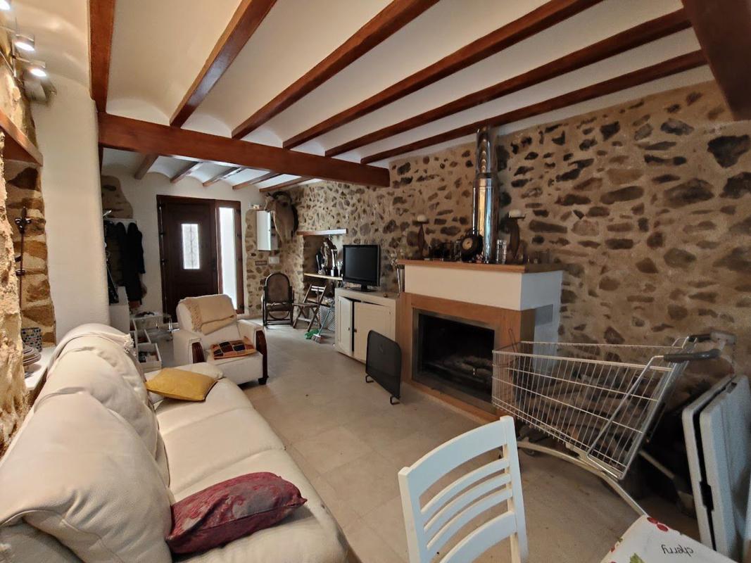 Properties for sale and rent in Spain photo 2
