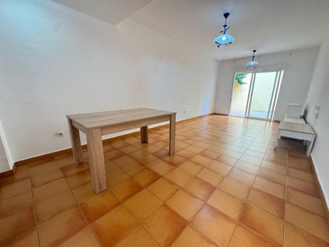 Properties for sale and rent in Spain photo 5