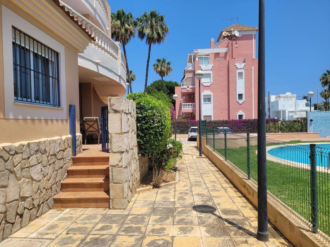 Продажа квартиры на Piso en Calle Perdiu, El Palmar-Los Molinos, Denia, Дения
 photo 5