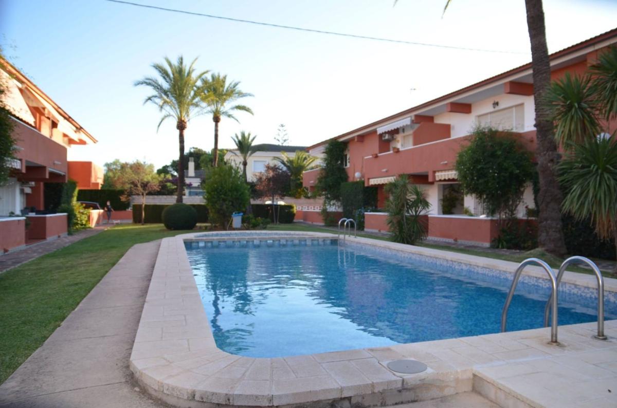 Продажа квартиры на Piso en Carretera de les Marines a Dénia, 159, El Palmar-Los Molinos, Denia, Дения
photo 1