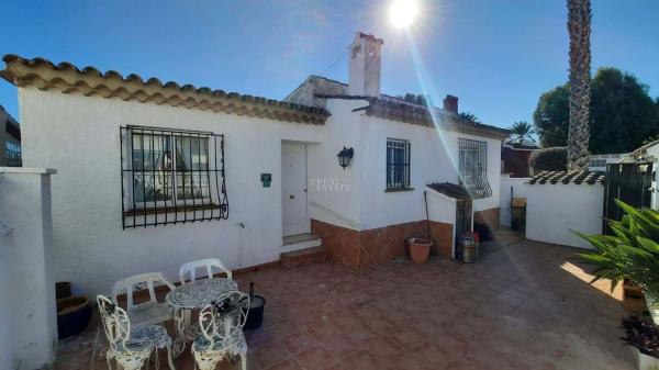 Chalet independiente en venta en Casa o chalet en Les Bassetes-El Marjal, Denia, Denia
 photo 4