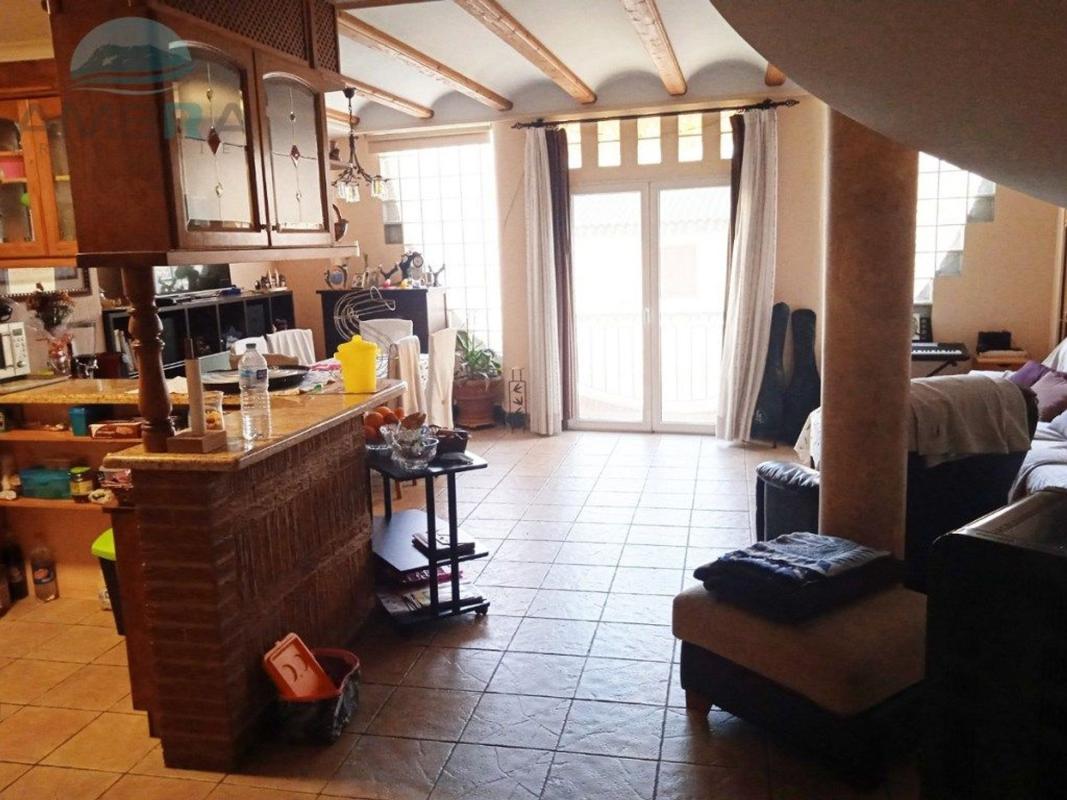 Properties for sale and rent in Spain photo 3