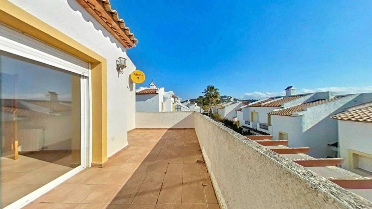 Properties for sale and rent in Spain photo 2