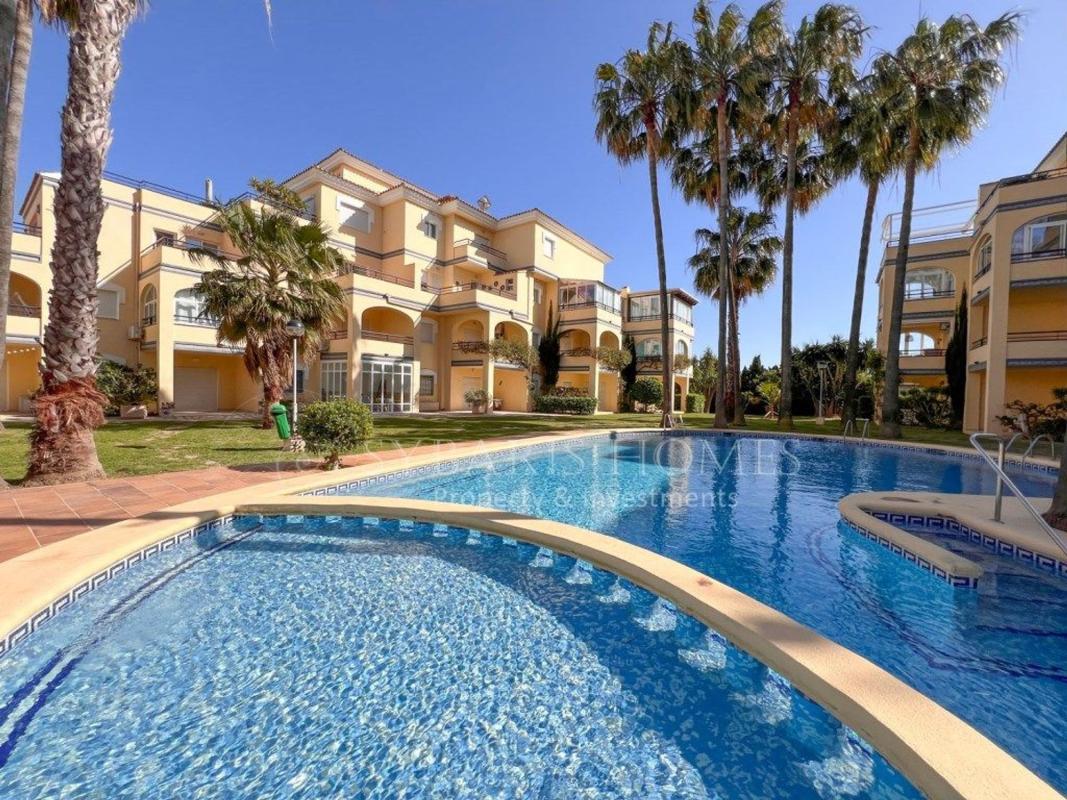 Sale of apartment in Piso en Calle Llac Baikal, 3, L'Almadrava-L'Estanyò, Denia, Denia
photo 1