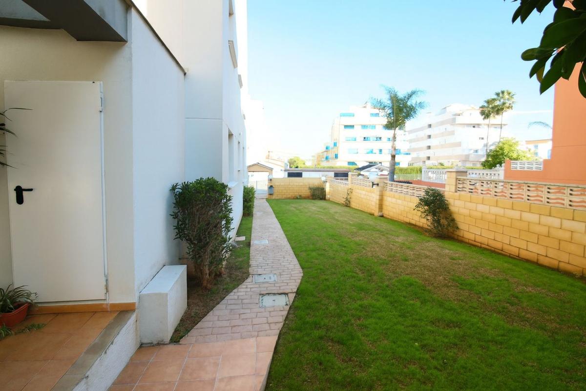 Venta de piso en Piso en Gandia, Les Bassetes-El Marjal, Denia, Denia
 photo 2