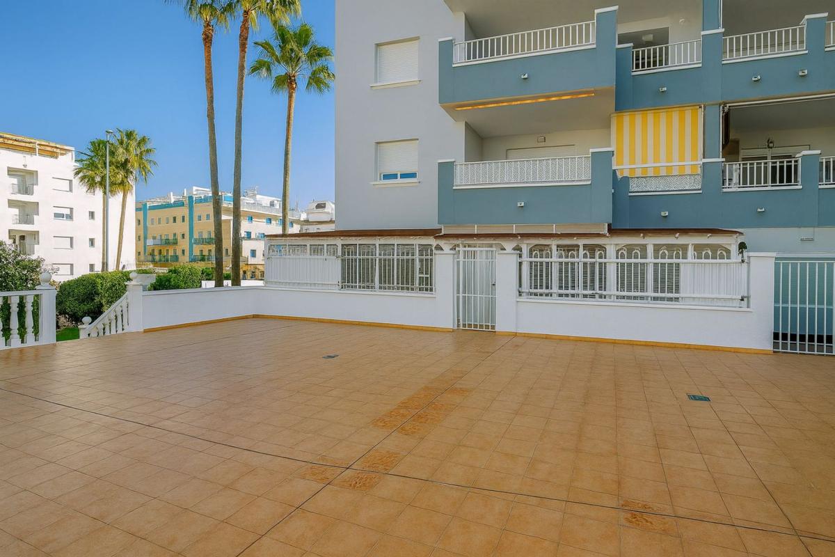 Venta de piso en Piso en Gandia, Les Bassetes-El Marjal, Denia, Denia
 photo 4