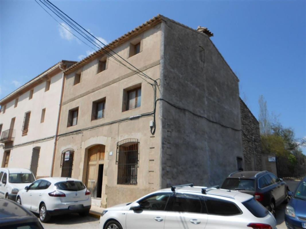 Properties for sale and rent in Spain photo 1