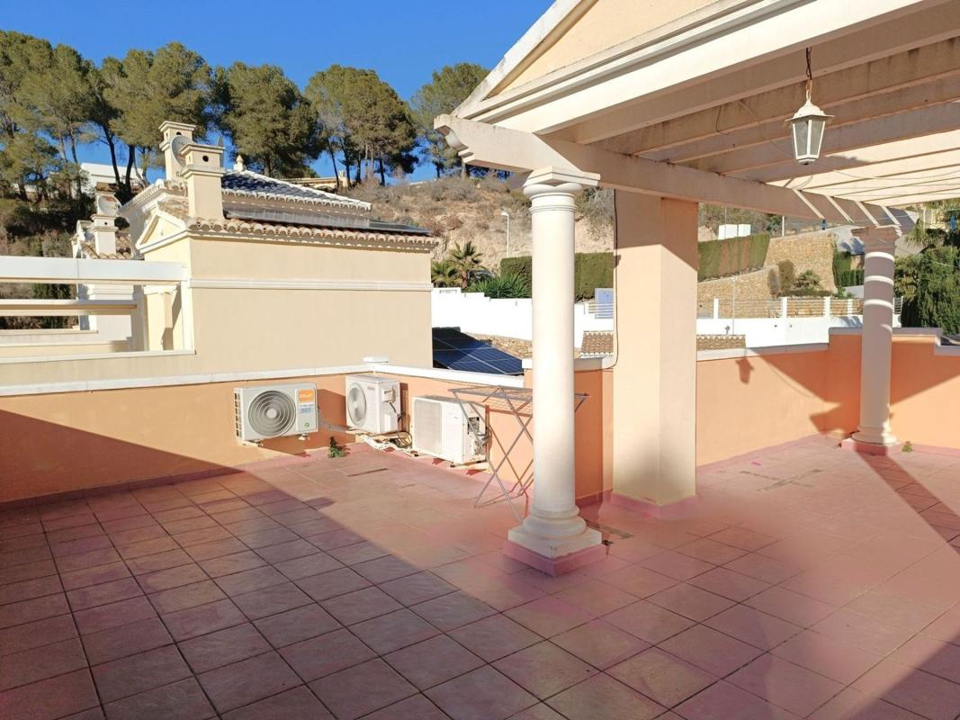Sprzedaż szeregowego domku w  Chalet adosado en Cometa-Carrió, Calpe , Kalpe photo 5