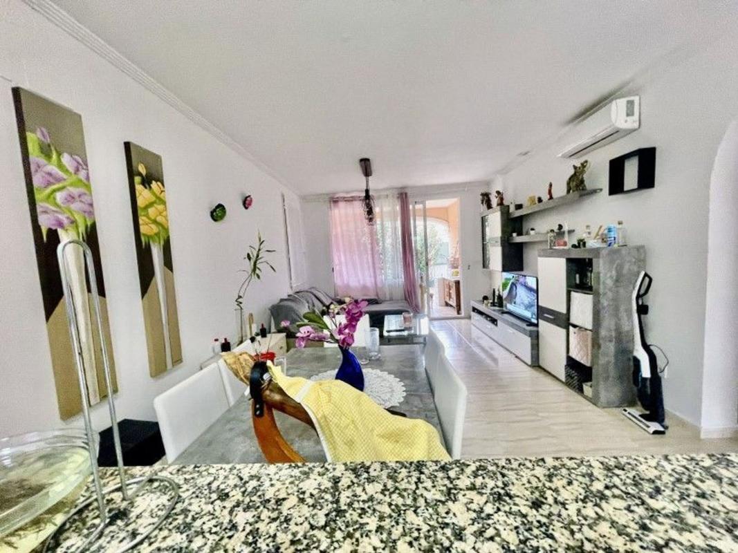 Недвижимость на продажу и в аренду в Испании photo 5
