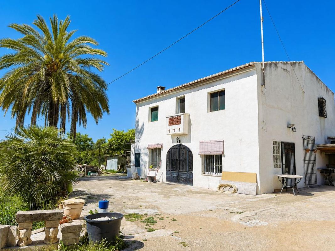 Propiedades en venta y alquiler en España photo 3