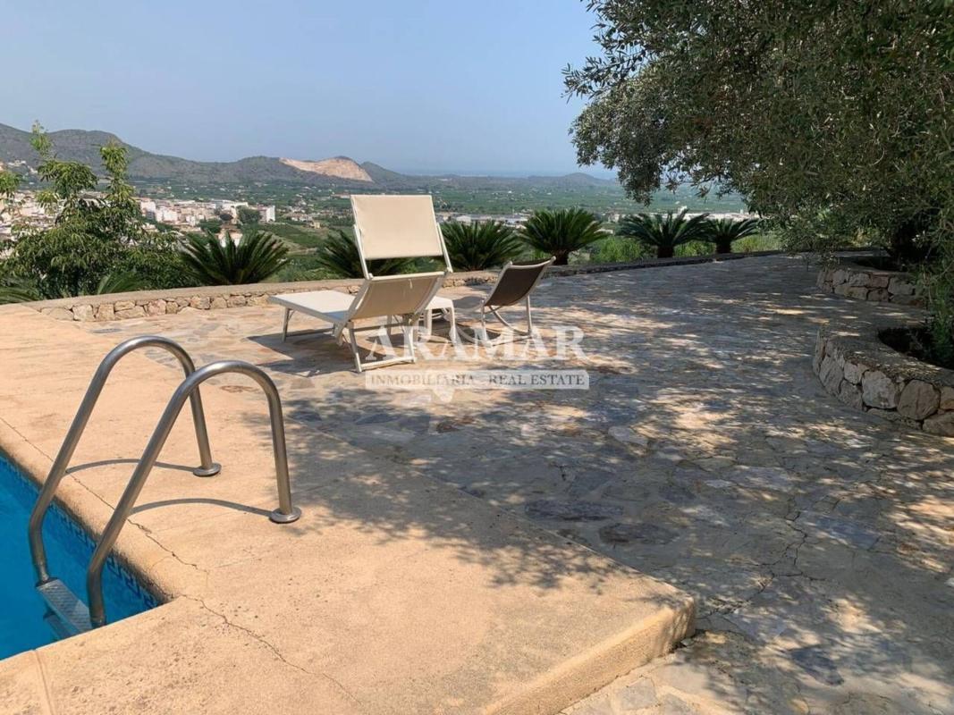 Properties for sale and rent in Spain photo 2